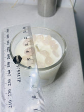 Load image into Gallery viewer, Medium Rose Quartz natural soy Candle - Medium size (180g)