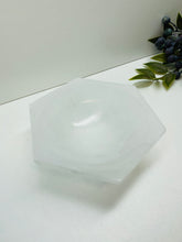 Load image into Gallery viewer, Selenite trinket bowl