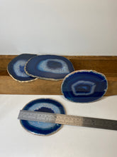 Load image into Gallery viewer, Set of 4 Blue polished Agate Slice drink coasters 35