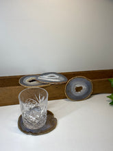 Load image into Gallery viewer, Set of 4 Natural polished Agate Slice drink coasters 06