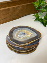 Load image into Gallery viewer, Set of 4 Natural polished Agate Slice drink coasters 06