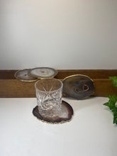 Load image into Gallery viewer, Set of 4 Natural polished Agate Slice drink coasters with Gold Electroplating around the edges 06