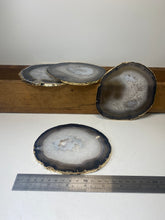 Load image into Gallery viewer, Set of 4 Natural polished Agate Slice drink coasters with Gold Electroplating around the edges 07