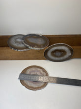 Load image into Gallery viewer, Set of 4 Natural polished Agate Slice drink coasters with Silver Electroplating around the edges 01