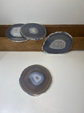 Load image into Gallery viewer, Set of 4 Natural polished Agate Slice drink coasters with Silver Electroplating around the edges 02
