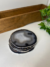 Load image into Gallery viewer, Set of 4 Natural polished Agate Slice drink coasters with Silver Electroplating around the edges 05