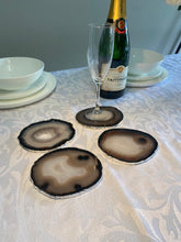 Load image into Gallery viewer, Set of 4 Natural polished Agate Slice drink coasters with Silver Electroplating around the edges 05