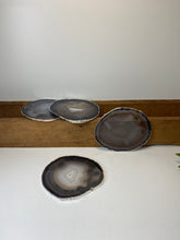 Load image into Gallery viewer, Set of 4 Natural polished Agate Slice drink coasters with Silver Electroplating around the edges 07