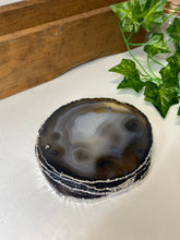 Load image into Gallery viewer, Set of 4 Natural polished Agate Slice drink coasters with Silver Electroplating around the edges 07