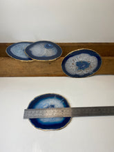 Load image into Gallery viewer, Set of 4 blue polished Agate Slice drink coasters with Gold Electroplating around the edges 03