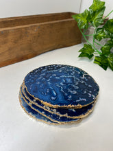 Load image into Gallery viewer, Set of 4 blue polished Agate Slice drink coasters with Gold Electroplating around the edges 05