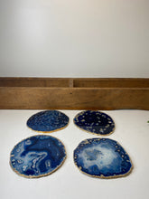Load image into Gallery viewer, Set of 4 blue polished Agate Slice drink coasters with Gold Electroplating around the edges 05