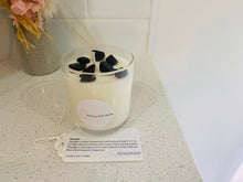 Load image into Gallery viewer, Medium Shungite natural soy Candle - Medium size (180g)