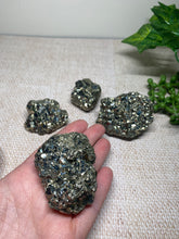 Load image into Gallery viewer, Small Pyrite cube cluster