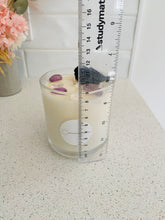 Load image into Gallery viewer, Large Tourmaline, Petalite and Amethyst natural soy Candle - Large size (285g)
