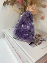Load image into Gallery viewer, Amethyst Crystal cluster with flat base