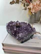 Load image into Gallery viewer, Amethyst Crystal tea light candle holder