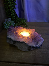 Load image into Gallery viewer, Amethyst Crystal tea light candle holder