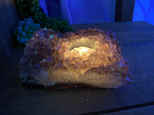 Load image into Gallery viewer, Amethyst Crystal tea light candle holder