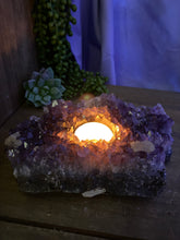 Load image into Gallery viewer, Amethyst Crystal tea light candle holder