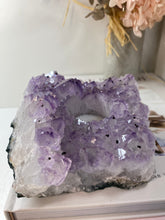 Load image into Gallery viewer, Amethyst Crystal tea light candle holder