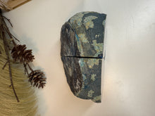 Load image into Gallery viewer, Blue Agate book ends