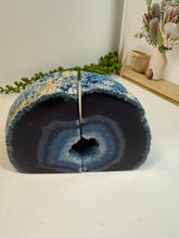 Load image into Gallery viewer, Blue Agate book ends