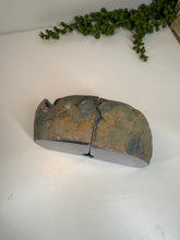 Load image into Gallery viewer, Blue Agate book ends