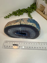 Load image into Gallery viewer, Blue Agate book ends