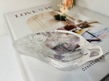 Load image into Gallery viewer, Clear Quartz Leaf Bowl