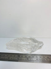 Load image into Gallery viewer, Clear Quartz Leaf Bowl