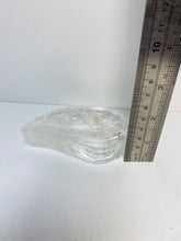 Load image into Gallery viewer, Clear Quartz Leaf Bowl