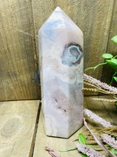 Load image into Gallery viewer, Flower Agate tower obelisk