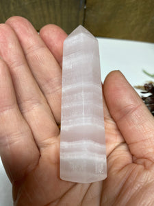 Mangano Calcite Tower Obelisk