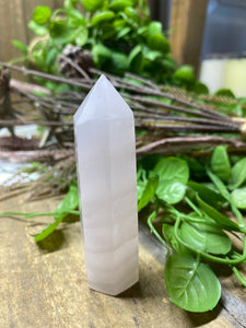 Mangano Calcite Tower Obelisk