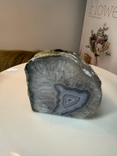 Load image into Gallery viewer, Natural Agate Tea Light Candle Holder – Crystal Home Décor &amp; Gift