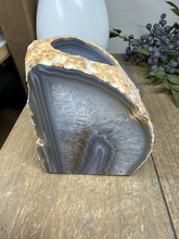 Load image into Gallery viewer, Natural Agate Tea Light Candle Holder – Crystal Home Décor &amp; Gift