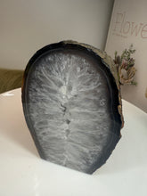 Load image into Gallery viewer, Natural Agate Tea Light Candle Holder – Crystal Home Décor &amp; Gift