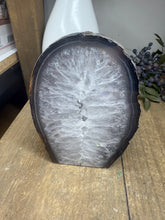 Load image into Gallery viewer, Natural Agate Tea Light Candle Holder – Crystal Home Décor &amp; Gift