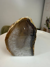 Load image into Gallery viewer, Natural Agate Tea Light Candle Holder – Crystal Home Décor &amp; Gift