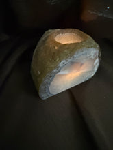 Load image into Gallery viewer, Natural Agate Tea Light Candle Holder – Crystal Home Décor &amp; Gift