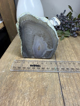 Load image into Gallery viewer, Natural Agate Tea Light Candle Holder – Crystal Home Décor &amp; Gift