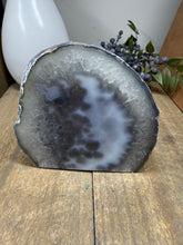 Load image into Gallery viewer, Natural Agate Tea Light Candle Holder – Crystal Home Décor &amp; Gift