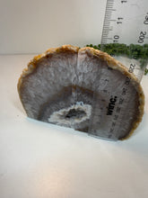Load image into Gallery viewer, Natural Agate book ends