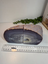 Load image into Gallery viewer, Natural Agate book ends