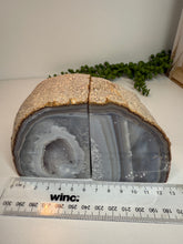 Load image into Gallery viewer, Natural Agate book ends