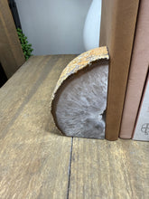 Load image into Gallery viewer, Natural Agate book ends