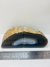 Load image into Gallery viewer, Natural Agate book ends (small)