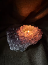 Load image into Gallery viewer, Natural Amethyst Crystal Tea Light Holder – Uruguay Home Decor