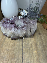 Load image into Gallery viewer, Natural Amethyst Crystal Tea Light Holder – Uruguay Home Decor